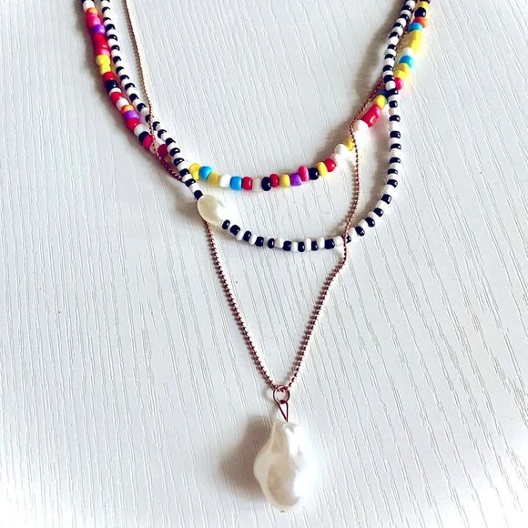 New! Fun Multicolored, Multilayer Necklace with Faux Pearl - Picture 4 of 5